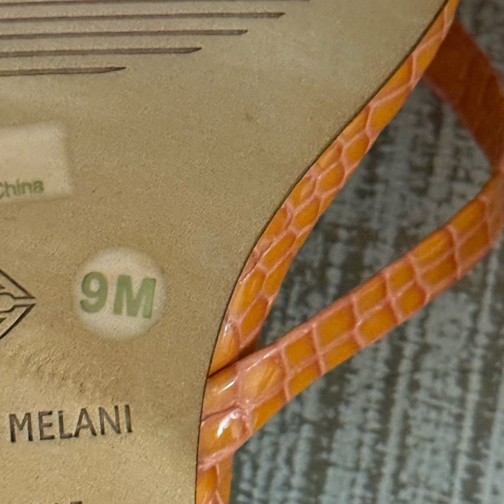 Antonio Melani block heel sandals - Picture 4 of 4